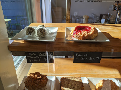 Coffee Shop «Sea Level Bakery + Coffee», reviews and photos, 3116 S Hemlock St, Cannon Beach, OR 97103, USA