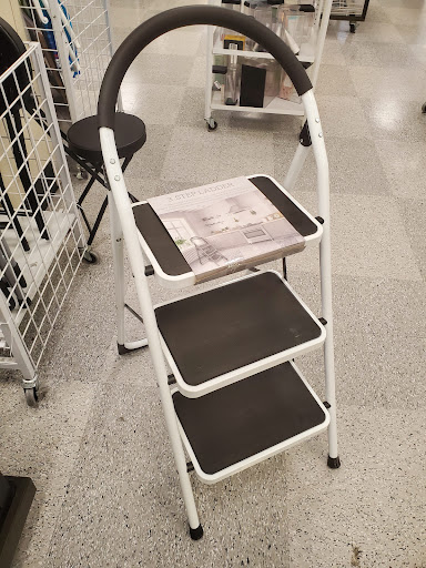 Clothing Store «Ross Dress for Less», reviews and photos, 1030 N Rengstorff Ave, Mountain View, CA 94043, USA