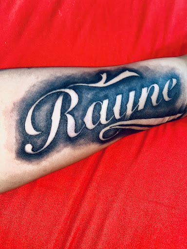 Explore father and daughter tattoos ideas, creative tattoo ideas in Mount Vernon, available at House Of Ink