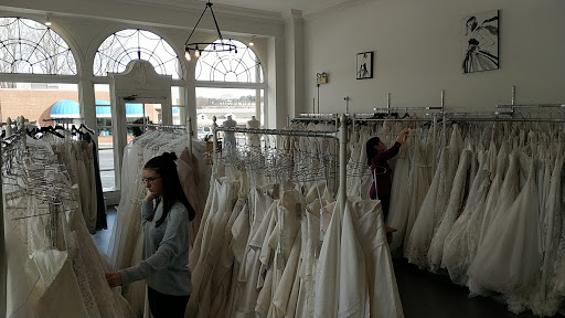 Bridal Shop «Tulle Bridal», reviews and photos, 362 N Main St, Andover, MA 01810, USA