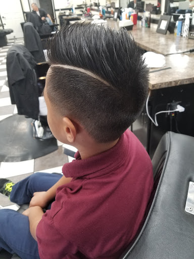 Barber Shop «VIP Barber Shop», reviews and photos, 2824 E Indian School Rd #13, Phoenix, AZ 85016, USA