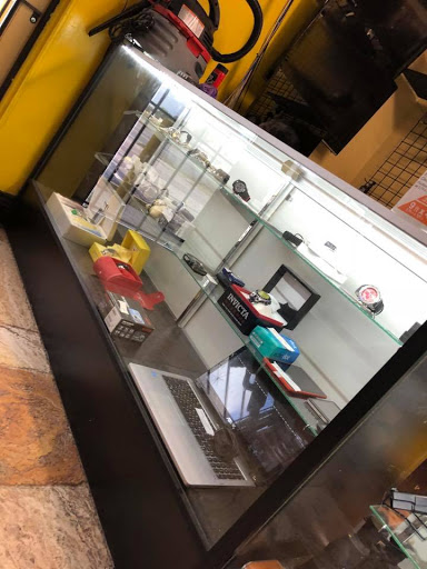 Pawn Shop «Tampa Bay Pawn», reviews and photos, 3675 FL-580, Oldsmar, FL 34677, USA