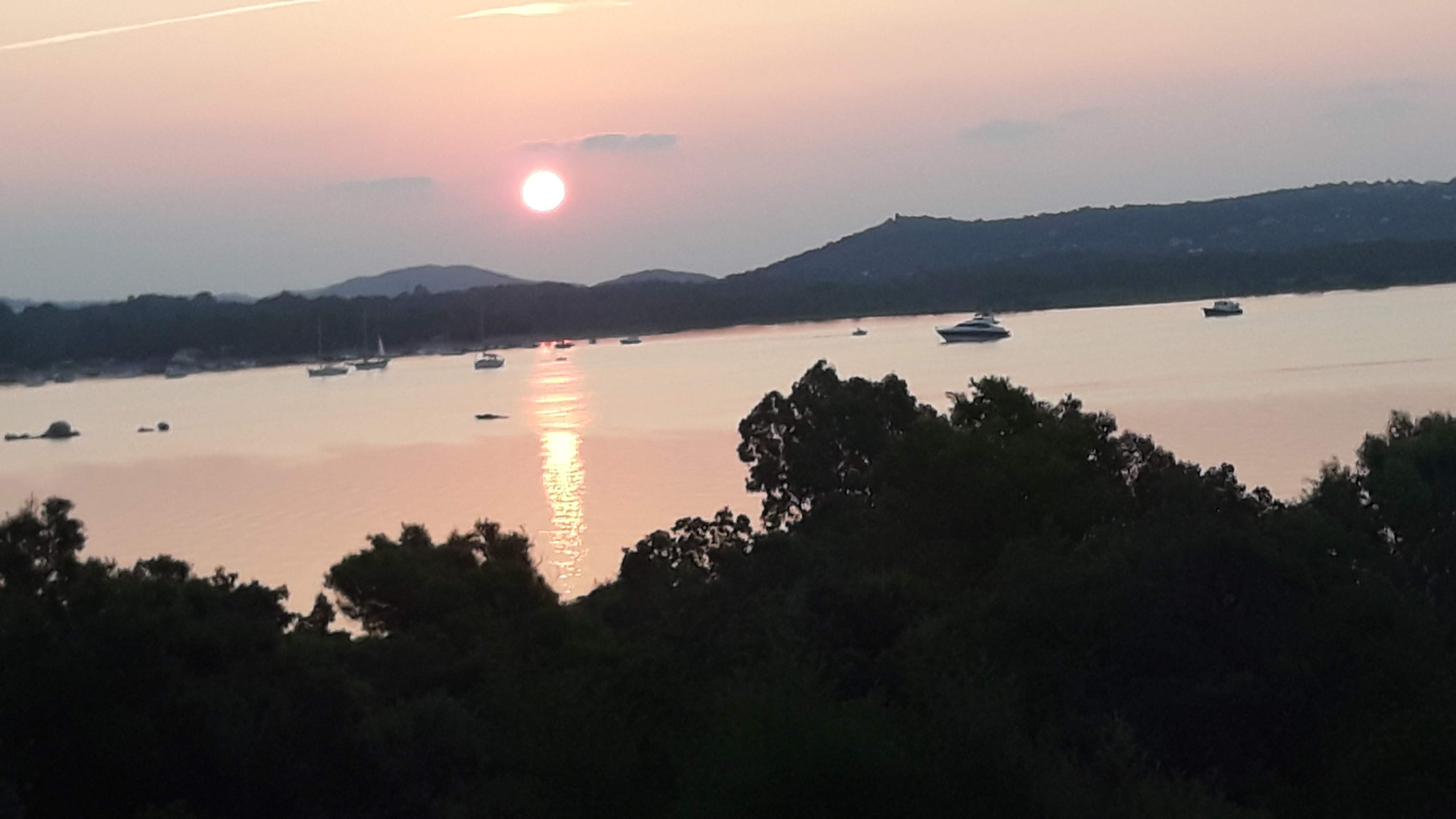 Photo n° 8 de l'avis de Bartolo.a fait le 07/08/2018 à 23:34