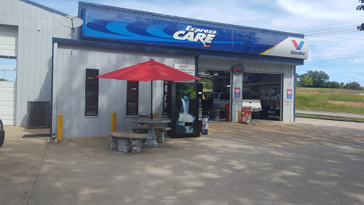 Ozark Quick Lube & Car Wash / Valvoline Express Care en West Plains