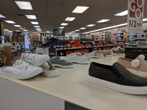 Shoe Store «Famous Footwear», reviews and photos, 5500 Grossmont Center Dr, La Mesa, CA 91942, USA