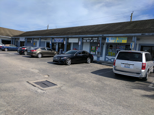 Thrift Store «Goodwill Retail & Donation Center», reviews and photos, 19041 San Carlos Blvd, Fort Myers Beach, FL 33931, USA