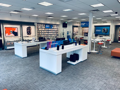 Cell Phone Store «AT&T», reviews and photos, 8599 SW Main St, Wilsonville, OR 97070, USA