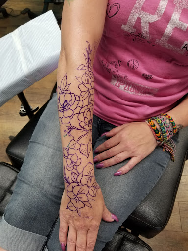 Tattoo Shop «Addictions In Ink», reviews and photos, 1255 S Tyler Rd, Wichita, KS 67209, USA