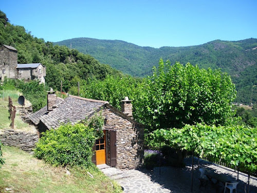 Lodge Gîtes de France 3 épis 4 pers aux Abrits Saint-Martin-de-Lansuscle