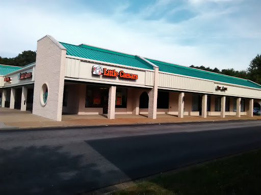 Laburnum Square Shopping Center, 4754 Finlay St, Henrico, VA 23231, USA, 