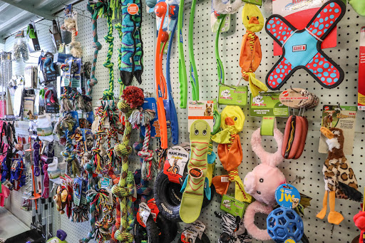 Pet Supply Store «Tracy Feed», reviews and photos, 1031 F St, Tracy, CA 95376, USA