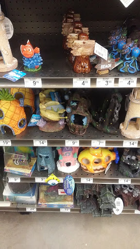 Pet Supply Store «Petco Animal Supplies», reviews and photos, 2842 NW 63rd St, Oklahoma City, OK 73116, USA