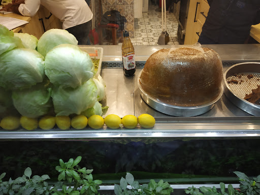 Adiyamanli Çig Köfteci Erkan Usta