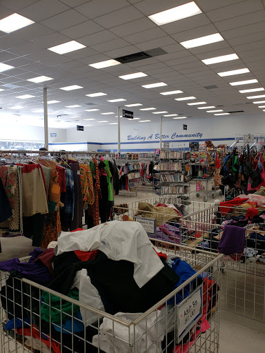 Thrift Store «Goodwill Store and Donation Center», reviews and photos, 2025 E Market St, Harrisonburg, VA 22801, USA