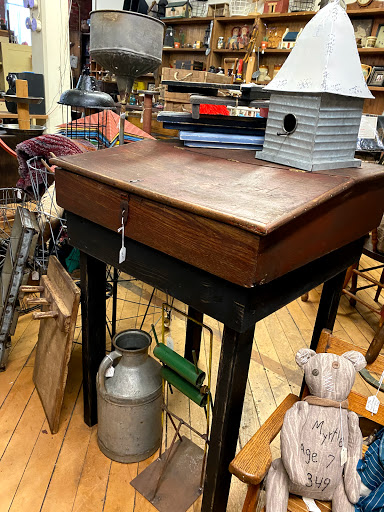 Home Goods Store «Olde Factory», reviews and photos, 139 S Hanover St, Hummelstown, PA 17036, USA