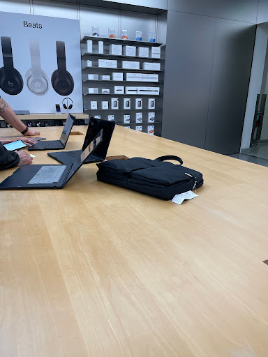 Apple Los Gatos image