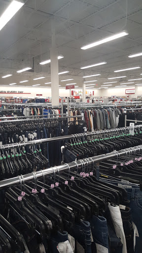 Clothing Store «Burlington Coat Factory», reviews and photos, 1160 Dawsonville Hwy, Gainesville, GA 30501, USA
