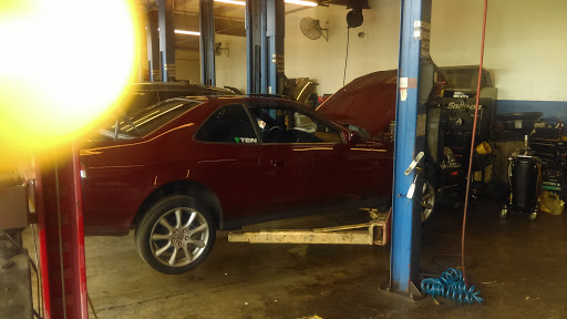 Car Repair and Maintenance «Pep Boys Auto Service & Tire», reviews and photos, 5546 L B McLeod Rd, Orlando, FL 32811, USA