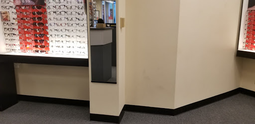 Eye Care Center «Visionworks - Lincolnwood Town Center», reviews and photos, 3333 W Touhy Ave Ste D01D, Lincolnwood, IL 60712, USA
