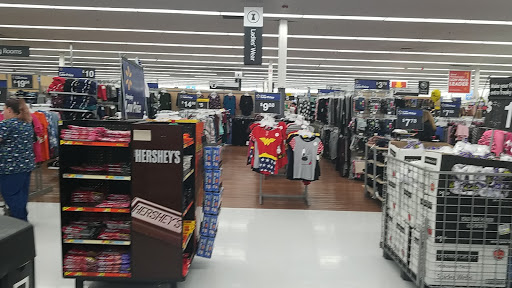 Discount Store «Walmart», reviews and photos, 651 Main St, Harleysville, PA 19438, USA
