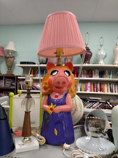 Thrift Store «Edgewood Thrift Store», reviews and photos, 1955 Pulaski Hwy, Edgewood, MD 21040, USA