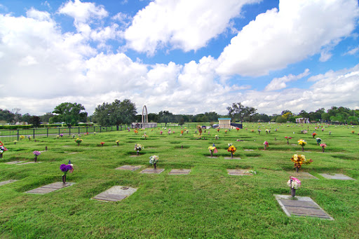 Cemetery «Glen Haven Memorial Park», reviews and photos, 2300 Temple Dr, Winter Park, FL 32789, USA