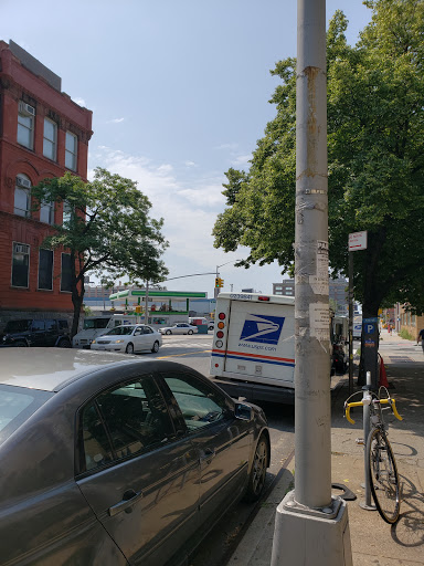 Post Office «United States Postal Service», reviews and photos, 4602 21st St, Long Island City, NY 11101, USA