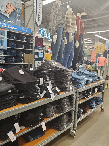 Department Store «Marshalls», reviews and photos, 1131 Hammond Dr NE, Atlanta, GA 30328, USA