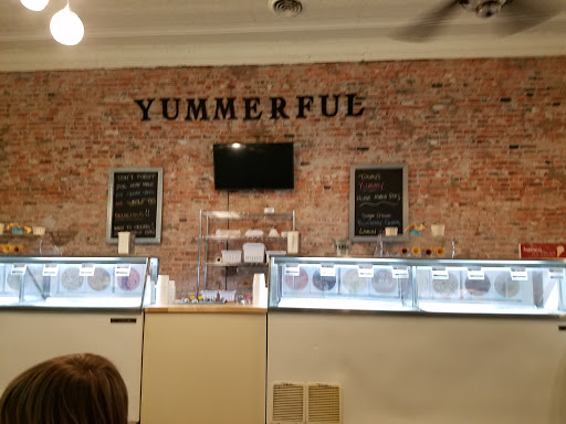 Ice Cream Shop «Yummerful», reviews and photos, 125 W State St, Pendleton, IN 46064, USA