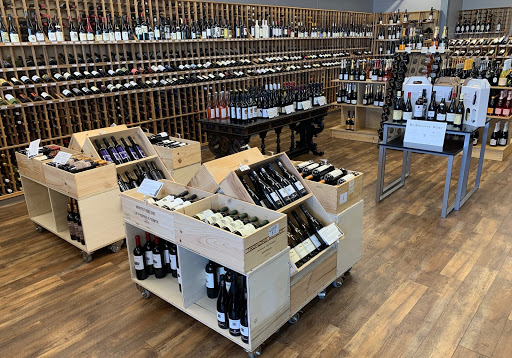 Town Wine & Spirits, 179 Newport Ave, Rumford, RI 02916, USA, 