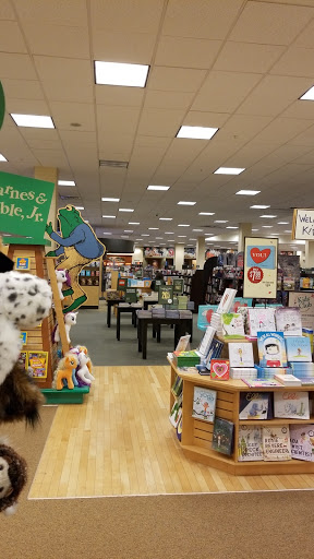 Book Store «Barnes & Noble», reviews and photos, 4000 Jericho Turnpike, East Northport, NY 11731, USA