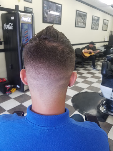 Barber Shop «VIP Barber Shop», reviews and photos, 2824 E Indian School Rd #13, Phoenix, AZ 85016, USA
