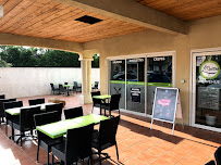 Atmosphère du Restauration rapide L'option, bar à salade & plus à Saint-Victoret - n°15