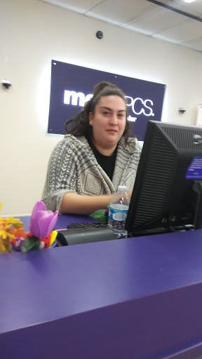 Cell Phone Store «MetroPCS Authorized Dealer», reviews and photos, 15421 Parthenia St, North Hills, CA 91343, USA