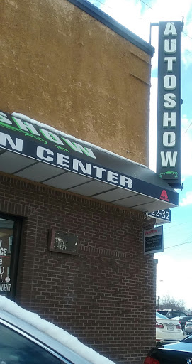 Auto Body Shop «Auto Show Collision Center», reviews and photos, 932 Reed St, Philadelphia, PA 19147, USA
