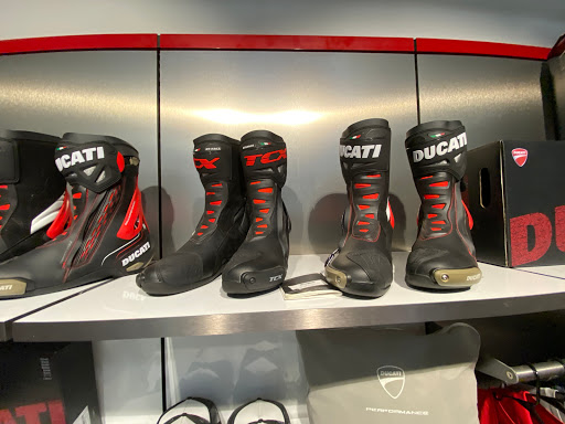 Motorcycle Dealer «EuroTek-OKC BMW, Ducati, & Triumph Motorcycles», reviews and photos, 417 Hudiburg Cir C, Oklahoma City, OK 73108, USA