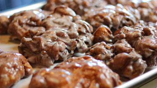 Donut Shop «Wake N Bake Donuts - Carolina Beach», reviews and photos, 1401 N Lake Park Blvd Suite 46, Carolina Beach, NC 28428, USA