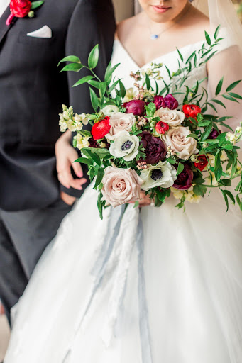 Florist «Florist Fire», reviews and photos, 716 S Village Cir, Tampa, FL 33606, USA