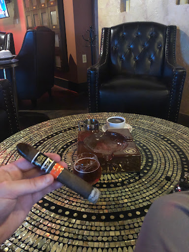Tobacco Shop «Fuma Cigar Social», reviews and photos, 1307 N Monroe St, Tallahassee, FL 32303, USA