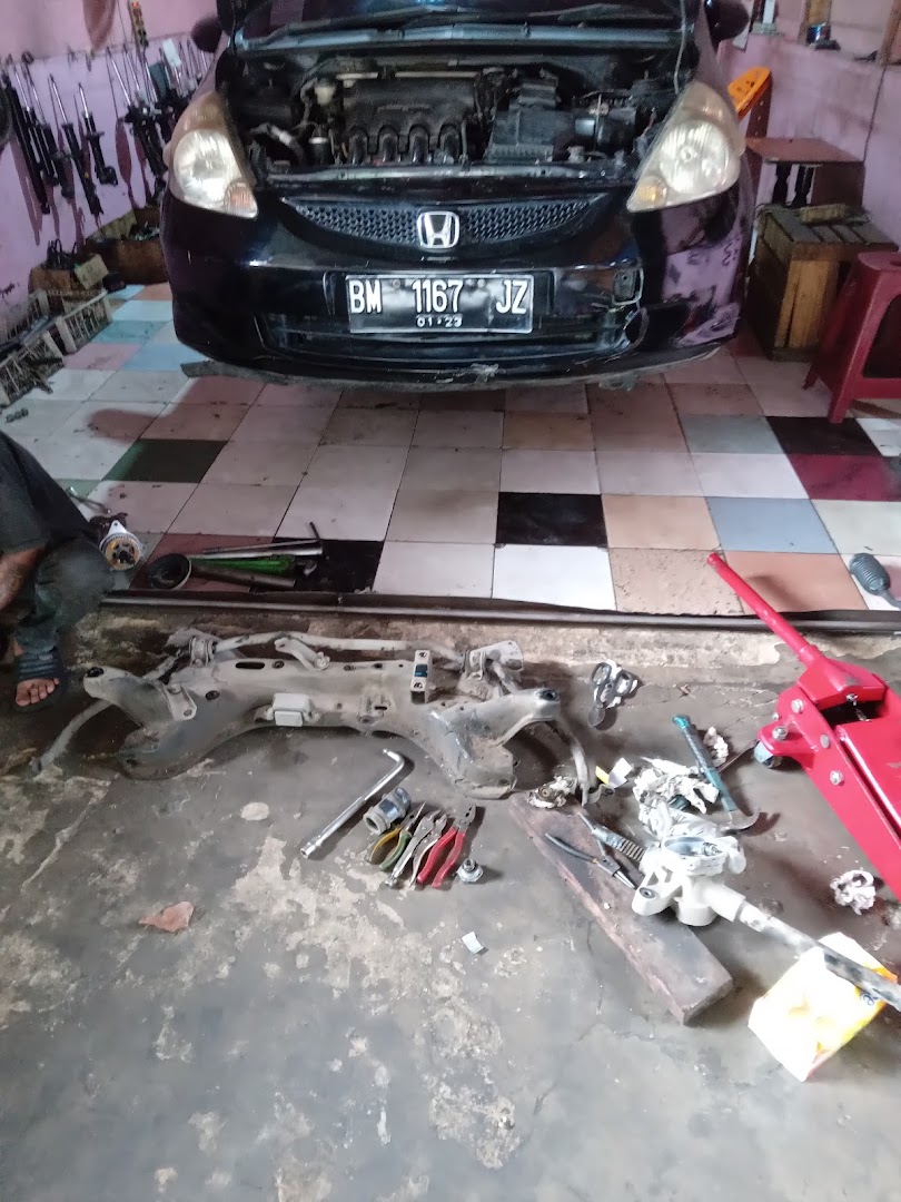 Gambar Yusuf Auto Service ( Spesialis Kaki-kaki Mobil)