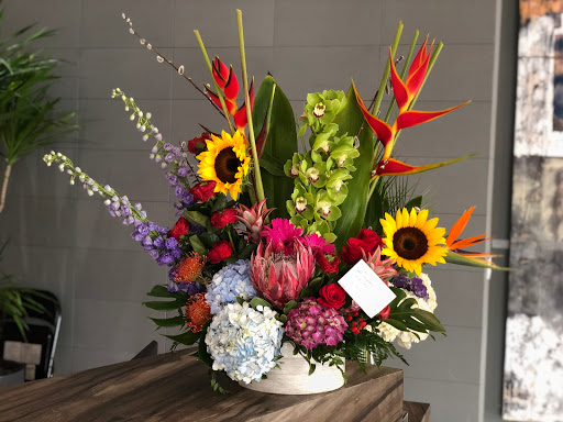 Florist «Brickell Avenue Flowers & Gifts», reviews and photos, 701 Brickell Ave, Miami, FL 33131, USA