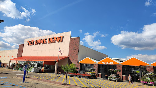 The Home Depot, 3220 Denmark Ave, Eagan, MN 55121, USA, 