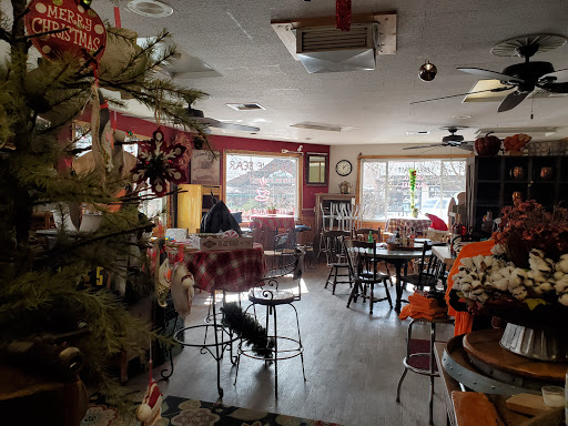 Coffee Shop «Big Blue Bear», reviews and photos, 101 Piute Dr, Kernville, CA 93238, USA