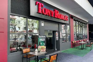 Tony Roma's image