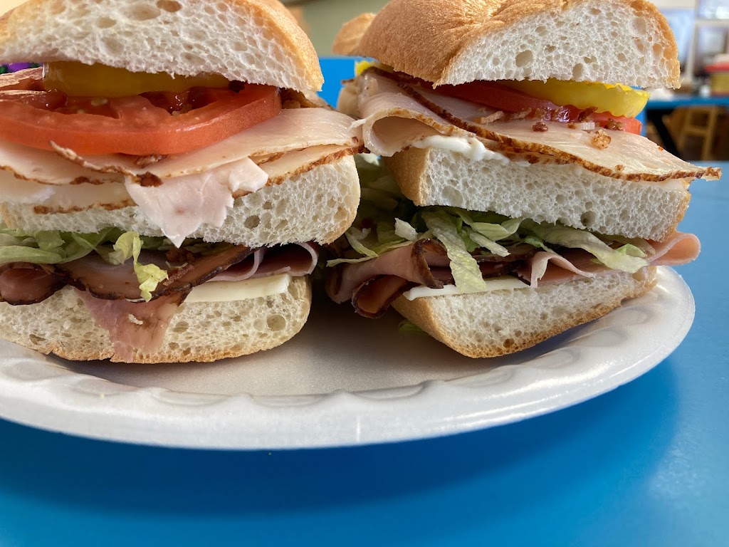 Wally's Deli 18104