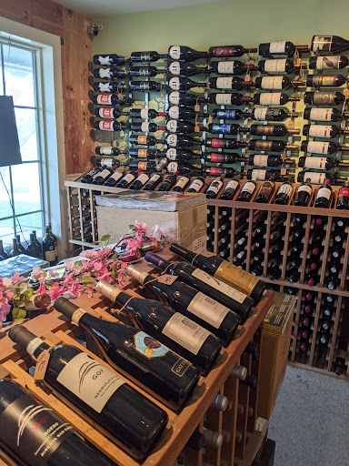 Hudson Valley Wine Market, 119 Main St, Gardiner, NY 12525, USA, 