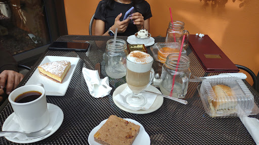 Restaurant «Something Sweet Dessert Cafe», reviews and photos, 17 North St, Middletown, NY 10940, USA