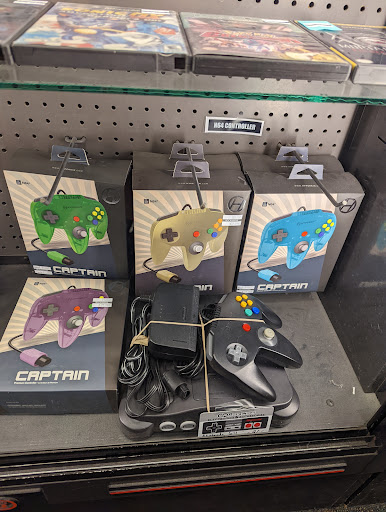 Used Book Store «Bookmans Ina Entertainment Exchange», reviews and photos, 3733 W Ina Rd, Tucson, AZ 85741, USA