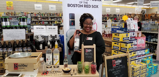 Wine Store «Wollaston Wine & Spirits», reviews and photos, 58 Beale St, Quincy, MA 02170, USA