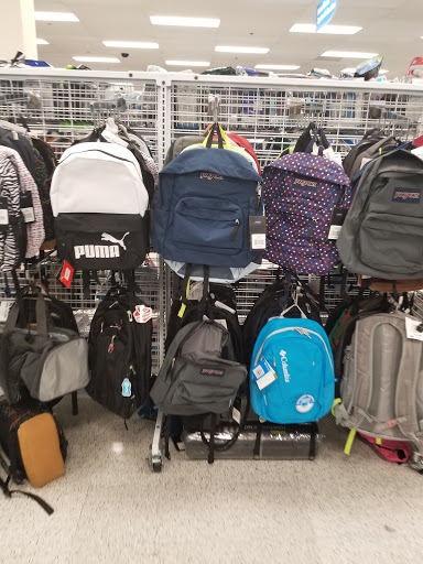 Clothing Store «Ross Dress for Less», reviews and photos, 20519 S Dixie Hwy, Cutler Bay, FL 33189, USA